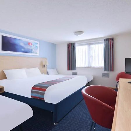 Travelodge Maidenhead Central Esterno foto